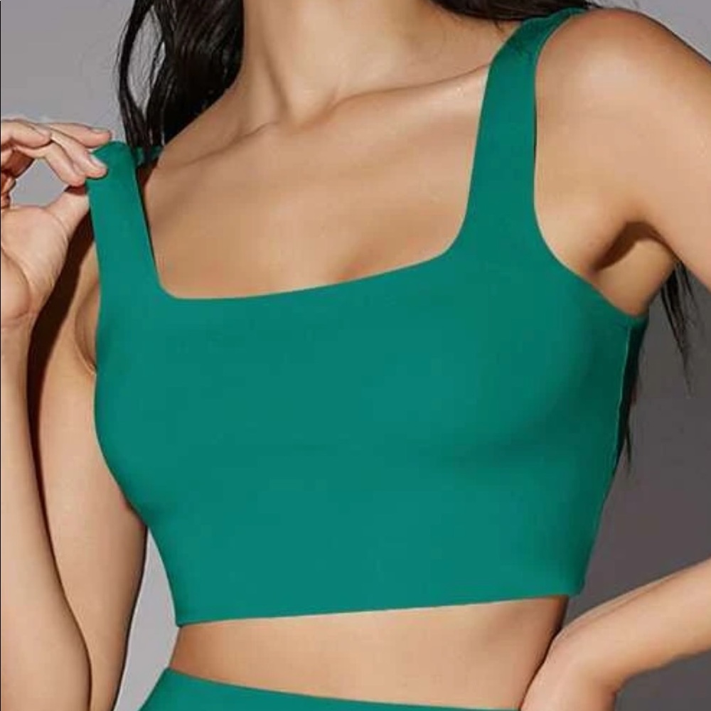 XS SHEIN Teal Boxy Cropped Tank Top